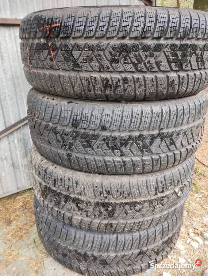 Opony zimowe 23555r19 pirelli Jasło