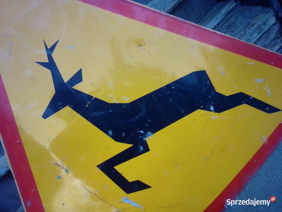 Znak drogowy uszkodzony jelonek Jarosław