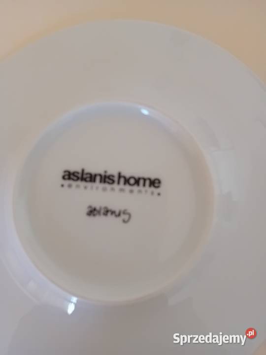 Komplet 6 filiżanek ze spodeczkami nowoczesny