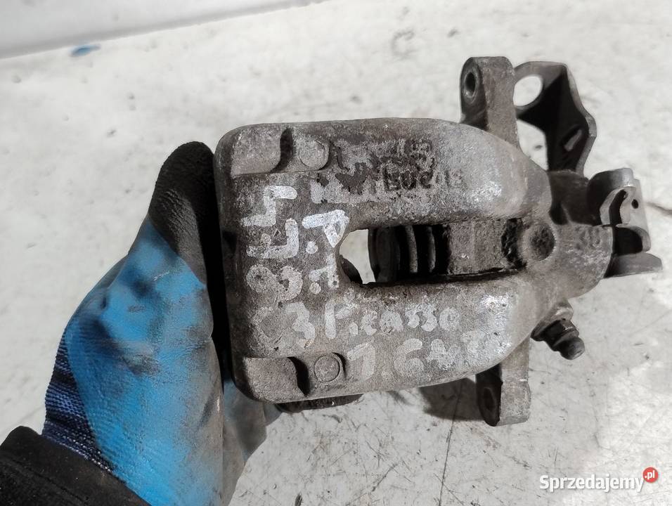 ZACISK HAMULCOWY PRAWY TYŁ CITROEN C3 PICASSO
