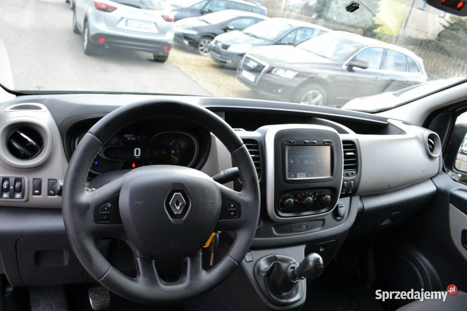 Renault Trafic SerwiswanyKlimaTempomat 16DCI czujnik deszczu Częstochowa sprzedam
