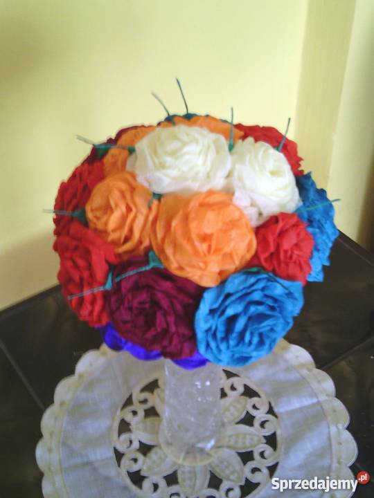 bukiet róż z bibuły Wyczechy sprzedam
