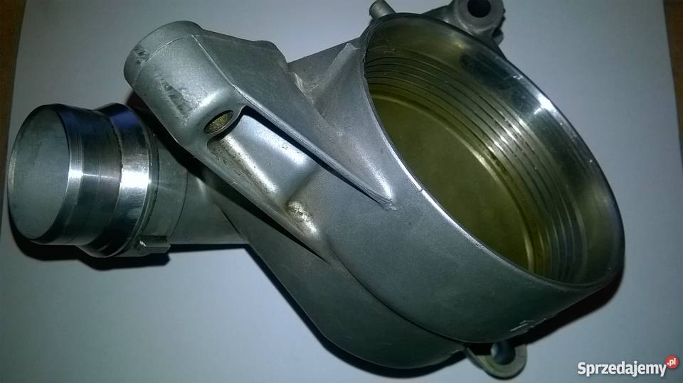 Obudowa filtra oleju BMW E90 E91 E92 323I 325I Poręba