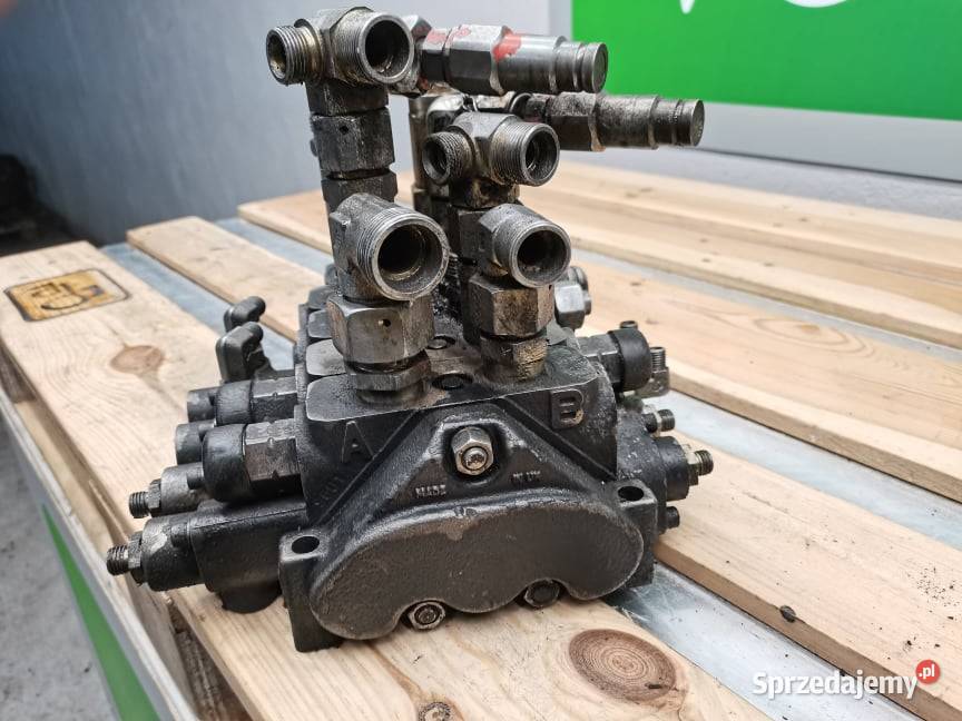 Rozdzielacz hydrauliczny Manitou MLT 523 Parker wielkopolskie Wilkowo