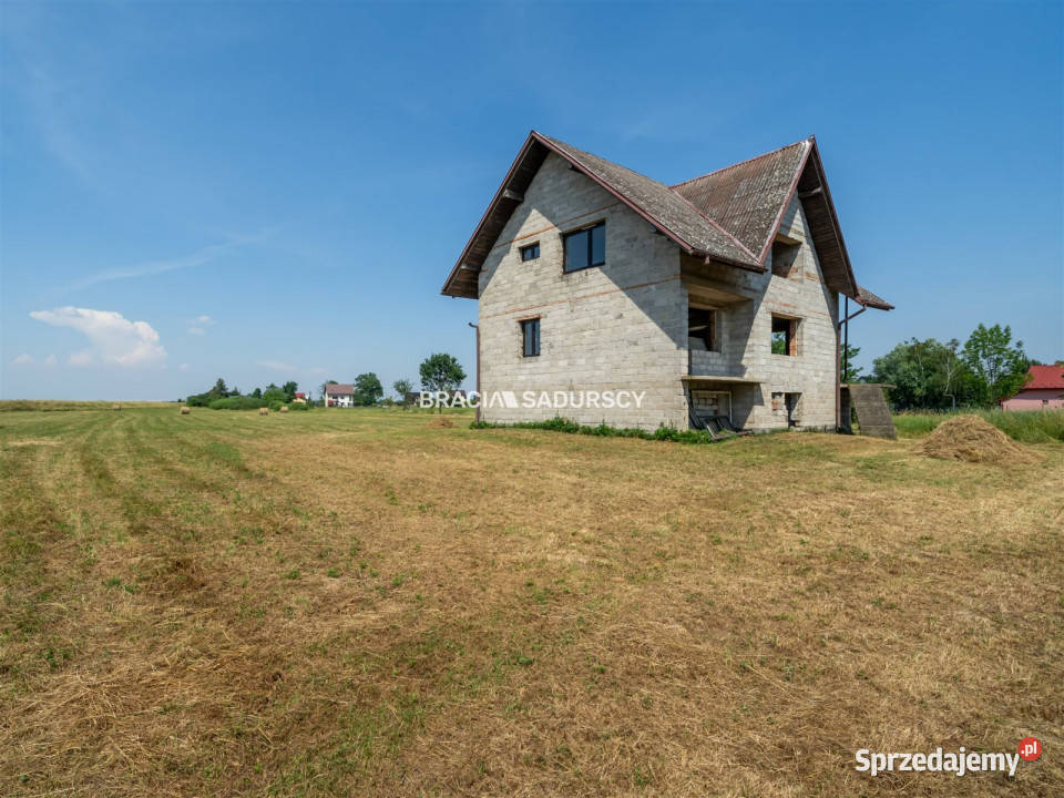 Dom wolnostojący 294m2 Ostrów Szlachecki