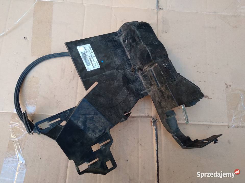 Ford Fiesta mk6 3d 02r zamek prawy przód Bobrówko sprzedam