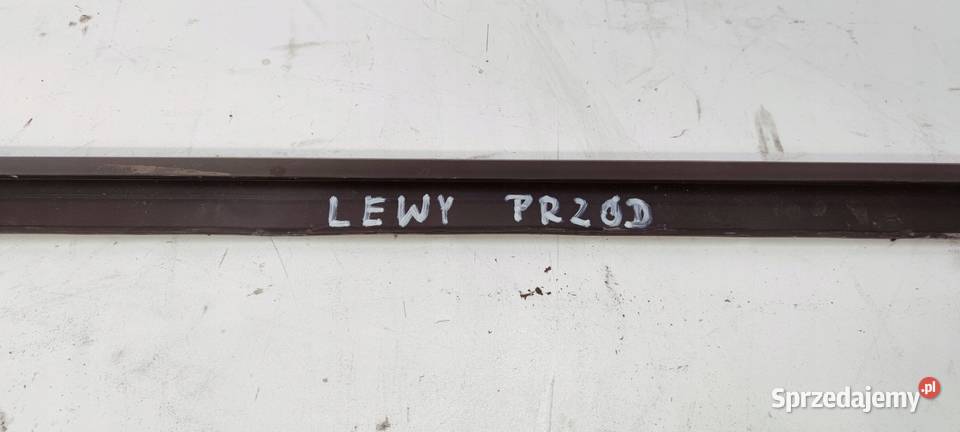LISTWA DRZWI LEWY PRZÓD MAT AUDI Q5 8R Przystajń