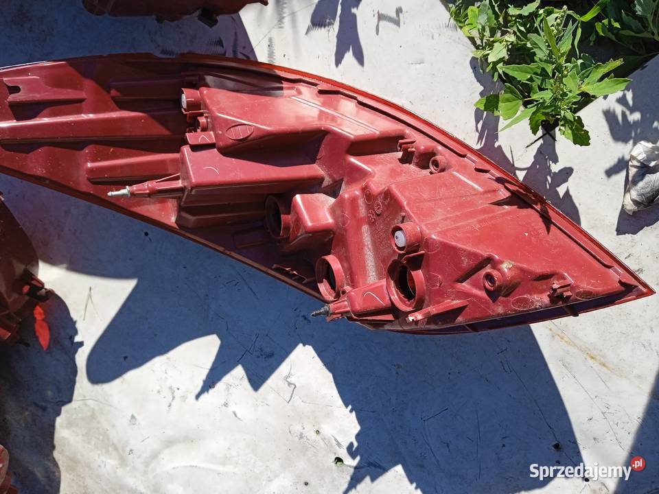 Lampa prawa tył tylna Hyundai i20 lift 20122014 osobowe Otwock