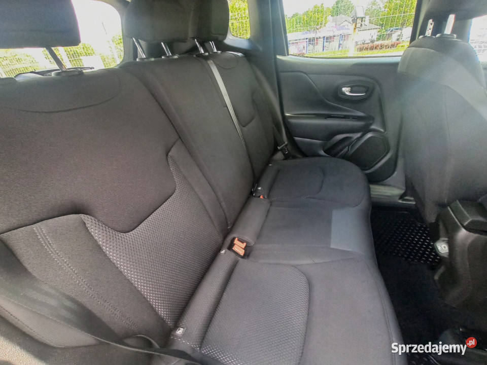 PHEV 4x4 Brooklyn Edition SUV Renegade sprzedam