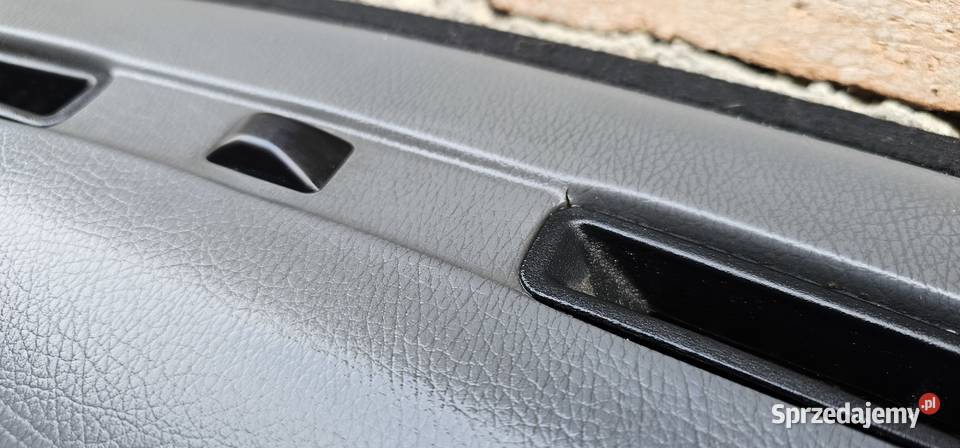 Deska rozdzielcza konsola mercedes w210 lift Rok produkcji 2000 wielkopolskie Zbąszyń