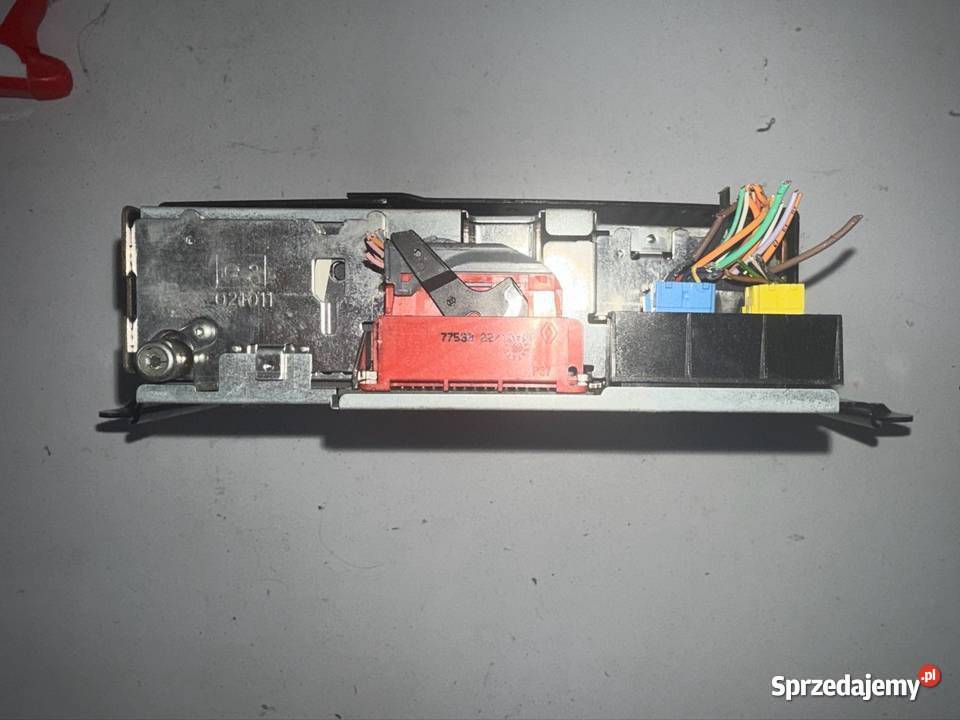 Radia amplituner cabasse renault laguna II sprzedam
