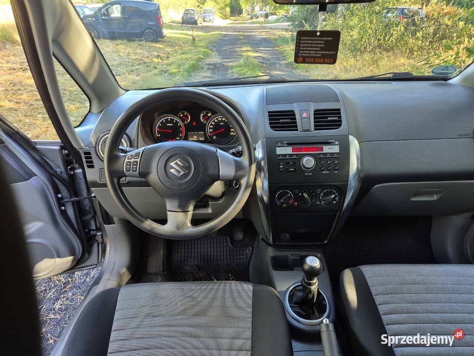 Suzuki SX4 16 Benzyna 120 4x4 130 przebiegu 1586cm3