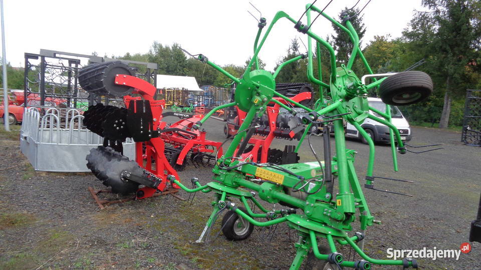 Przetrząsacz karuzelowy 4wirnikowy 6 ramion Zgrabiarki i przetrząsacze dolnośląskie Olszyna