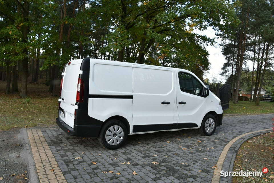 Renault Trafic 16dCi 121 2018r Klima TEMPOMAT Kampinos