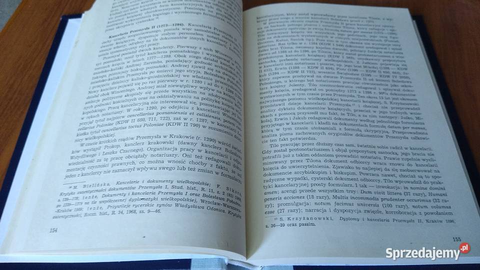 Dyplomatyka wieków średnich Maleczyński twarda