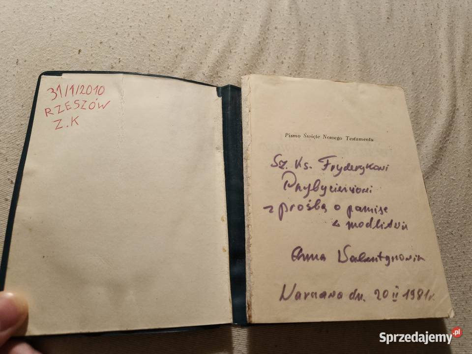 Sprzedam biblie z autografem Anny Walentynowicz Pozostałe Bytom
