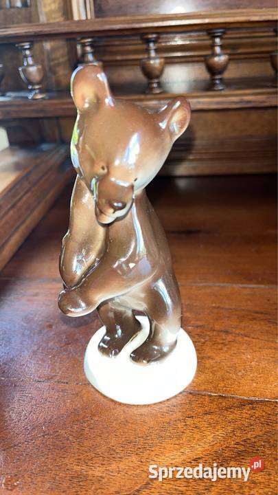 Figurka Niedźwiadka stojący Łomonosow pomorskie Gdańsk