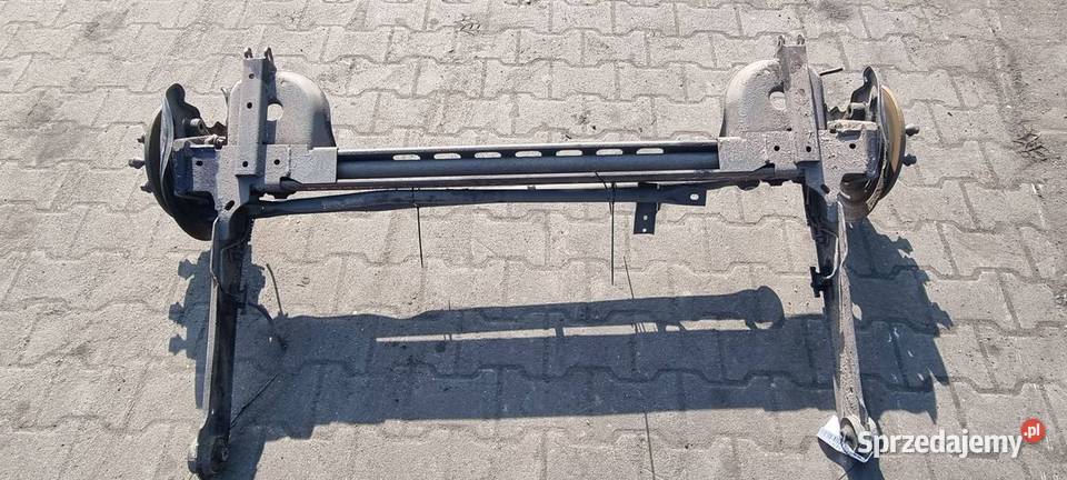 BELKA SANKI TYŁ RENAULT TRAFIC II Lipno