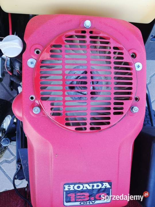 Traktor ogrodowy kosiarkaz pługiem śnieżnym Kobiele Wielkie sprzedam