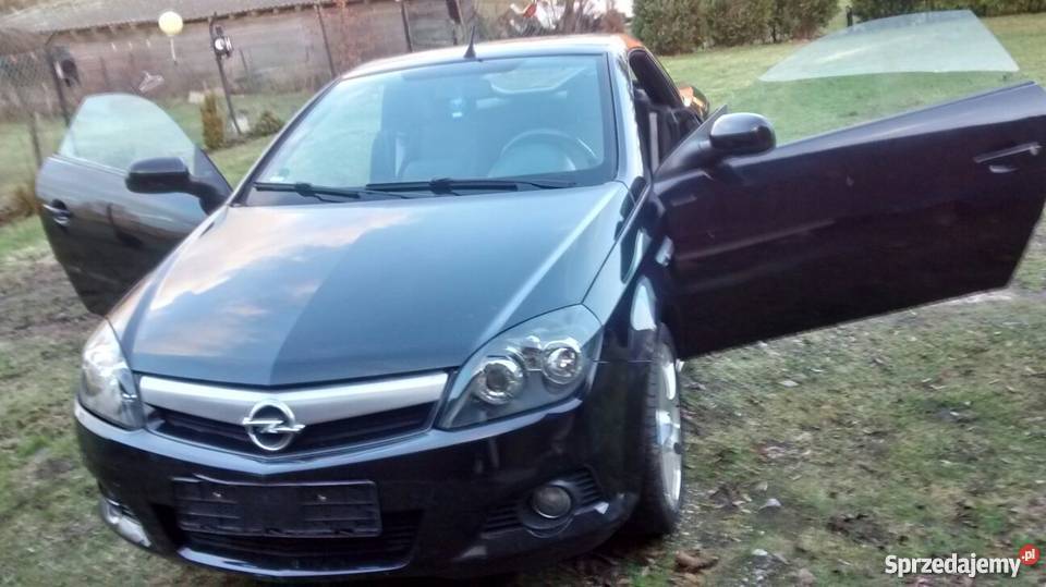 Opel Tigra Cabrio Twintop 2005 okazja hardtop Rok produkcji 2005 Rumy