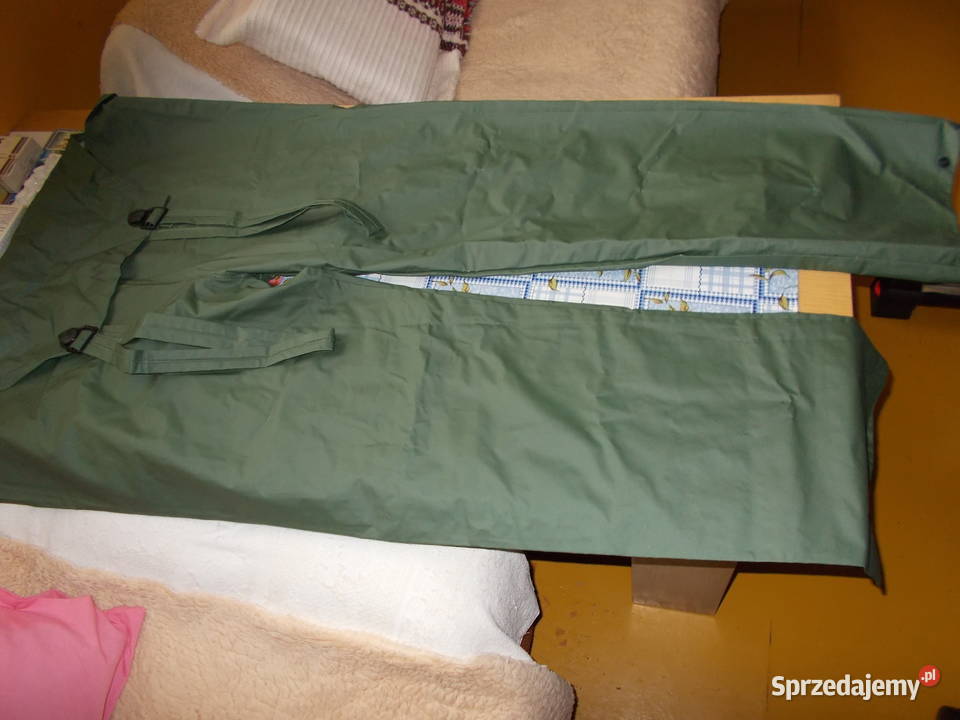 Spodnie przeciwdeszczowe ogrodniczki wytrzymałe kujawsko-pomorskie Ciechocinek