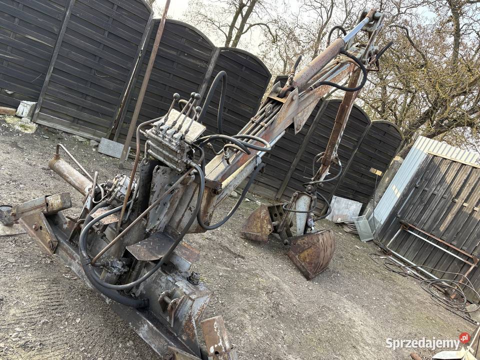 Ładowacz Troll nieuszkodzony Wilczyn