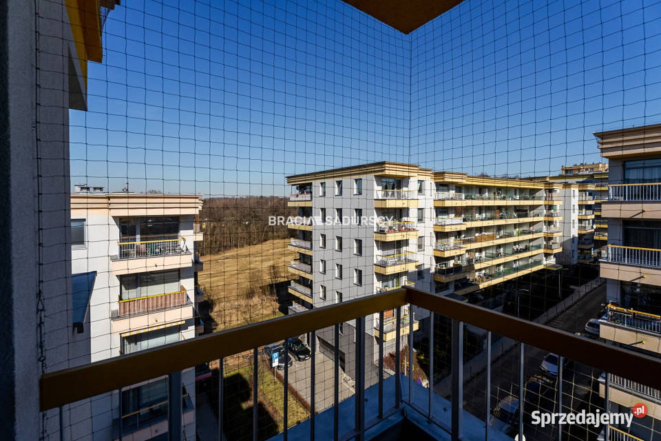 sprzedaży mieszkania 7346m2 4 pokoje Kraków Rok budowy 2019