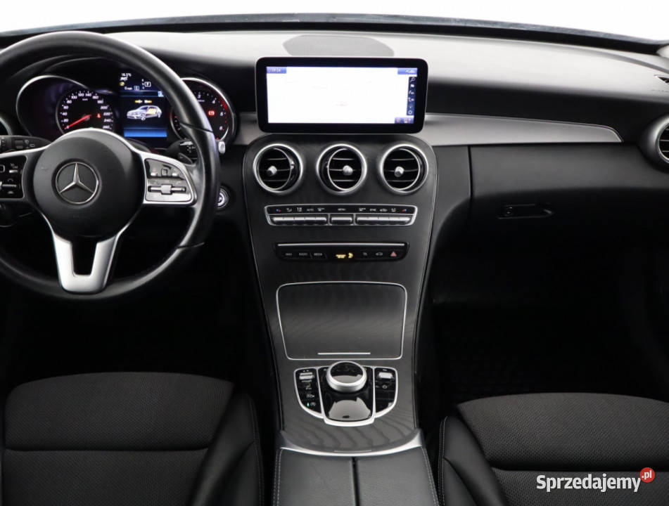 Mercedes C C 220 d wielofunkcyjna kierownica