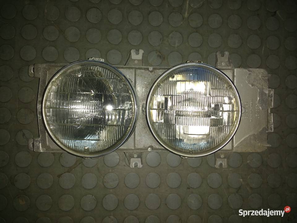 zderzak lampa migacz narożnik Mercedes W116 USA Skórzewo
