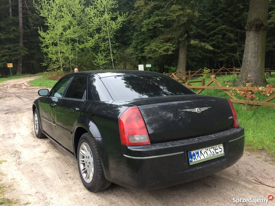 Chrysler 300C 35 uszkodzony bok Tomaszów Lubelski