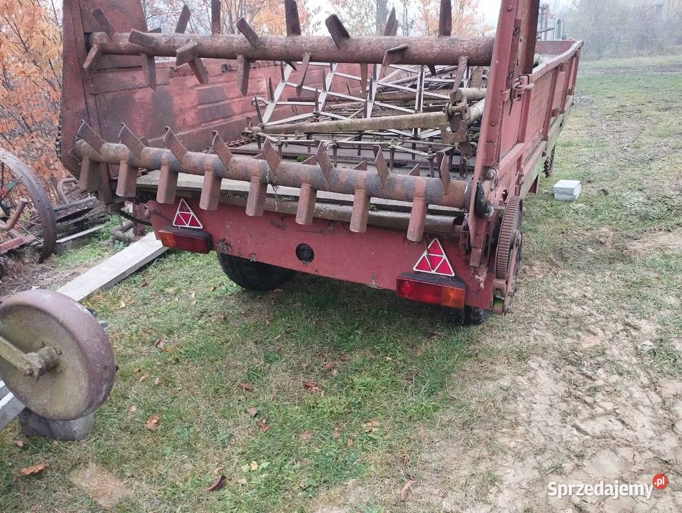 Rozrzutnik jednoosiowy w całości części łódzkie Rzgów