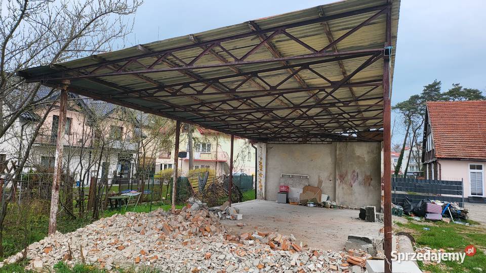 Wiata stalowa przy budynku zachodniopomorskie Darłowo