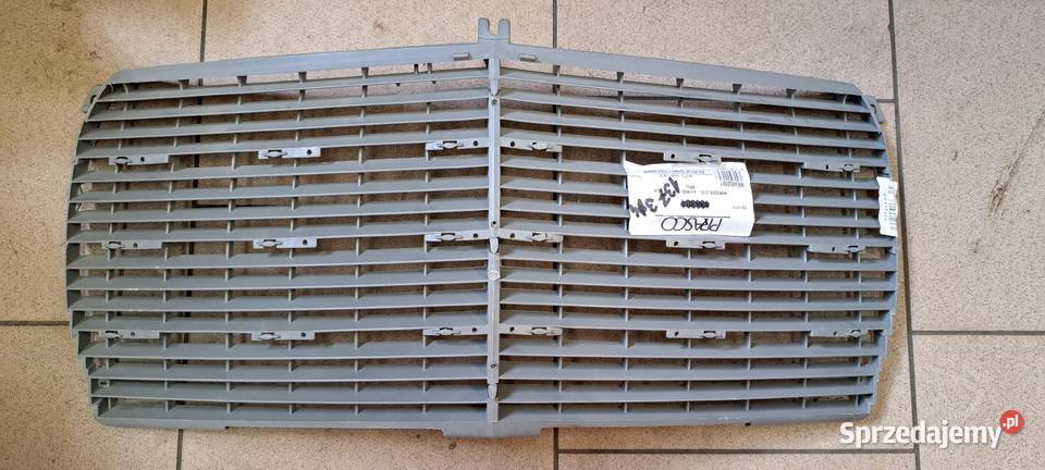 Nowa atrapa chłodnicy Mercedes W123 beczka pomorskie Luzino sprzedam