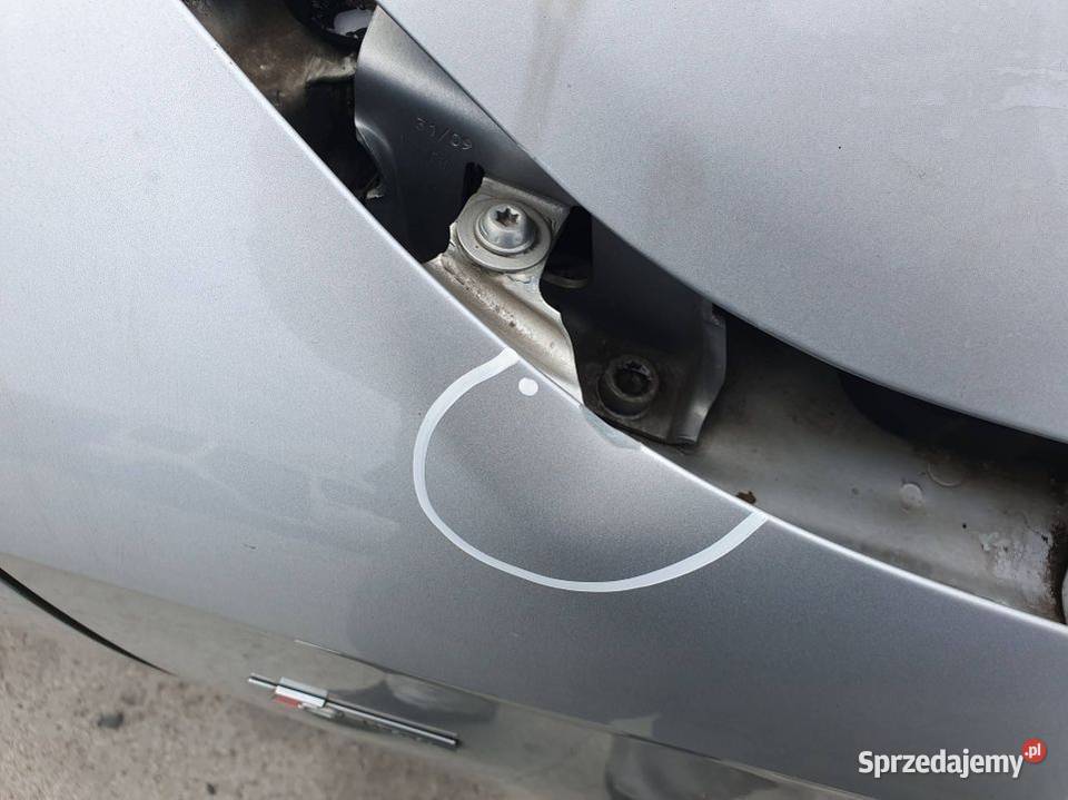 BŁOTNIK PRAWY PRZÓD AUDI A4 B8 Lipno