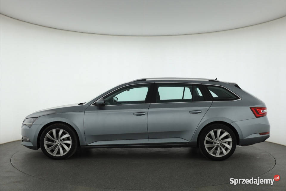 Skoda Superb 20 TSI nieuszkodzony Piaseczno sprzedam