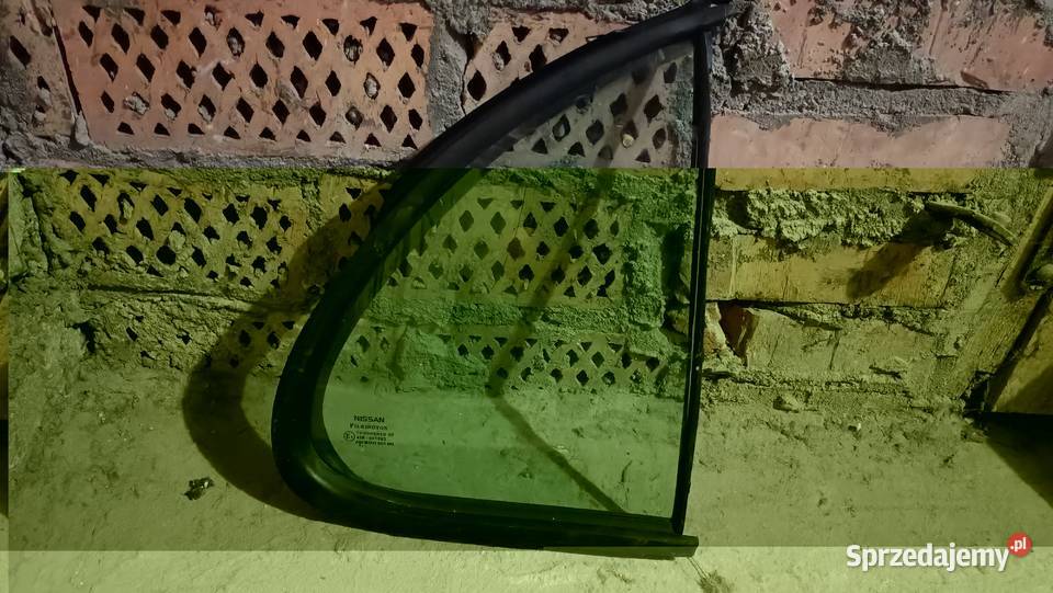 Szyba trójkąt 5d prawy tył Nissan Micra k12 Kraków sprzedam