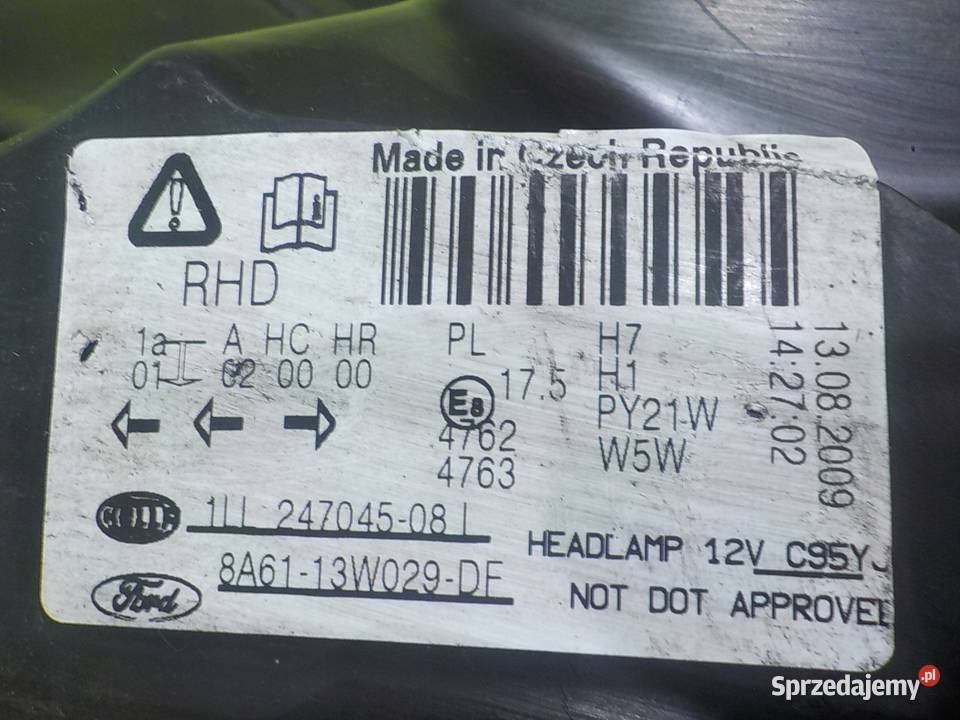 FORD FIESTA MK7 125 B 09r lampa prawy przod Suków sprzedam