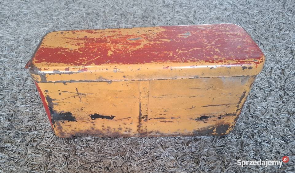 Skrzynka narzędziowa Ursus C360 C4011 C355 C385 mazowieckie sprzedam