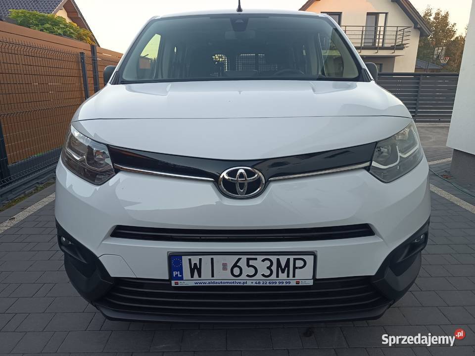Toyota ProAce City Long 15 D4D 102 5os światła do jazdy dziennej ProAce Warka