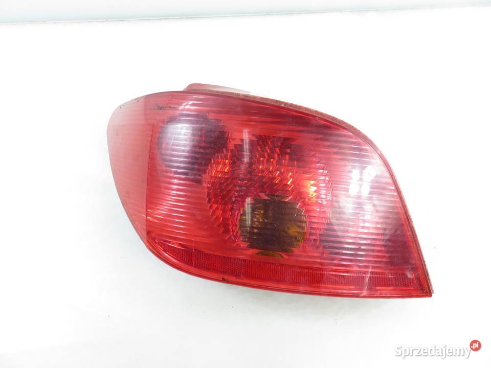 LAMPA LEWA TYLNA PEUGEOT 307 HB