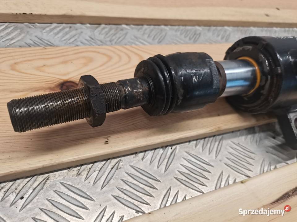 Cylinder hydrauliczny skrętu Massey Ferguson Wilkowo