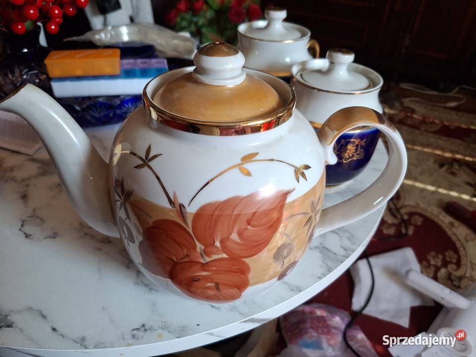 Porcelanowa sygnowany dzbanek Warszawa