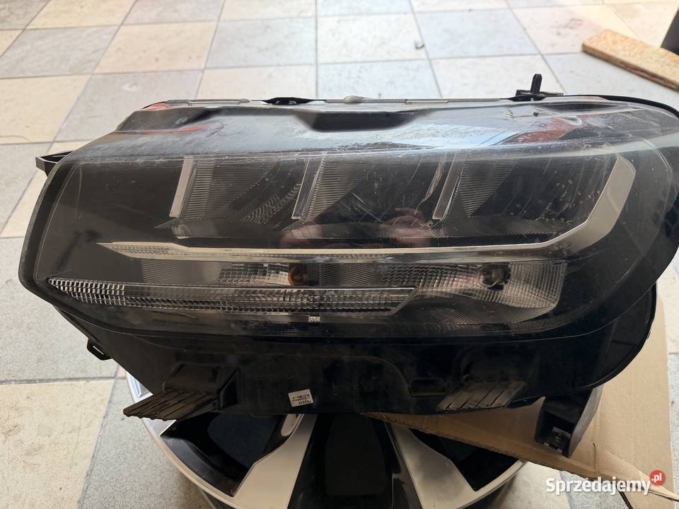 reflektor toyota proace city 2023