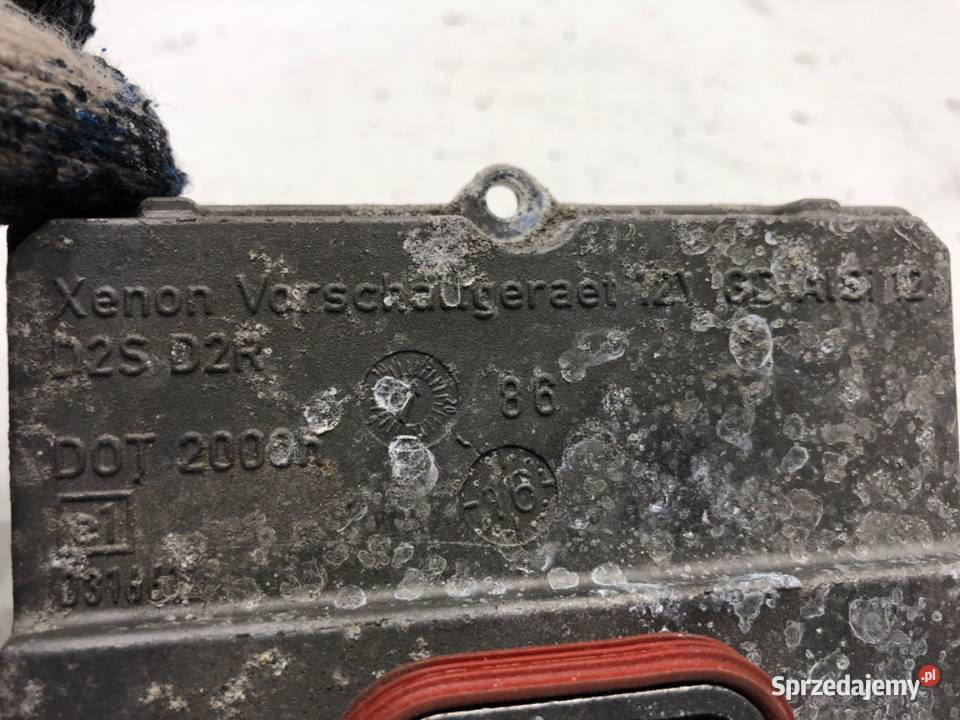 PRZETWORNICA XENON OPEL VECTRA C 5DV008290 0209 osobowe sprzedam