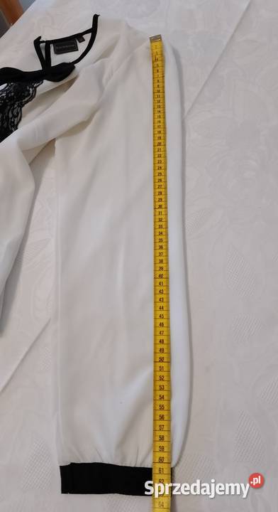 Biała BLUZKA z czarną koronką i kokardą długie biały Oborniki