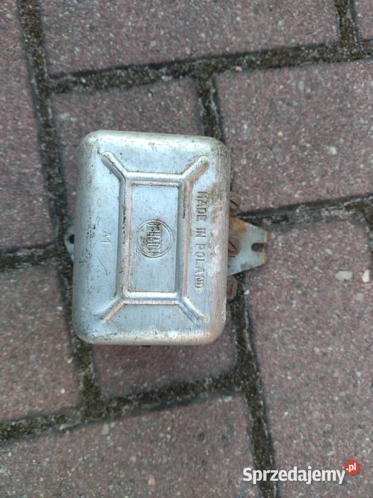 Regulator napięcia Syrena Nowy Oryginał Tłuszcz sprzedam