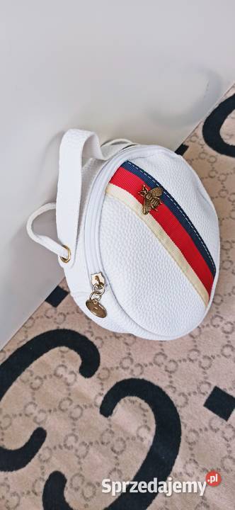 PROMOCJALATOPiękne okrągłe torebkiBeżowy biały Warszawa