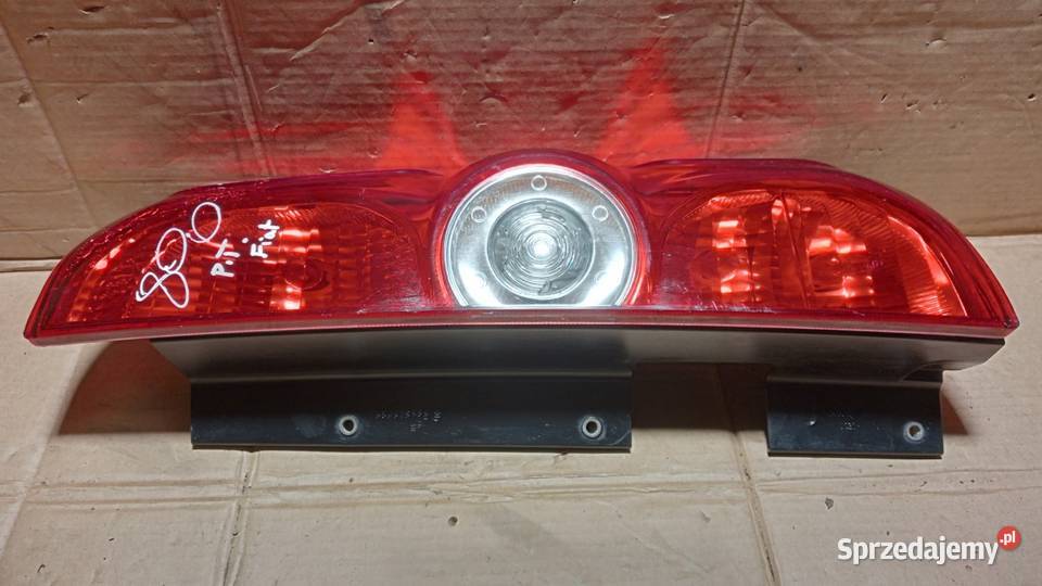 FIAT DOBLO III COMBO D LAMPA TYŁ PRAWA osobowe Światła stop wielkopolskie Zbierkowo