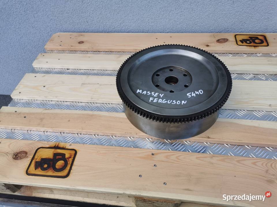 Massey Ferguson serii 5400 Koło zamachowe wielkopolskie Wilkowo