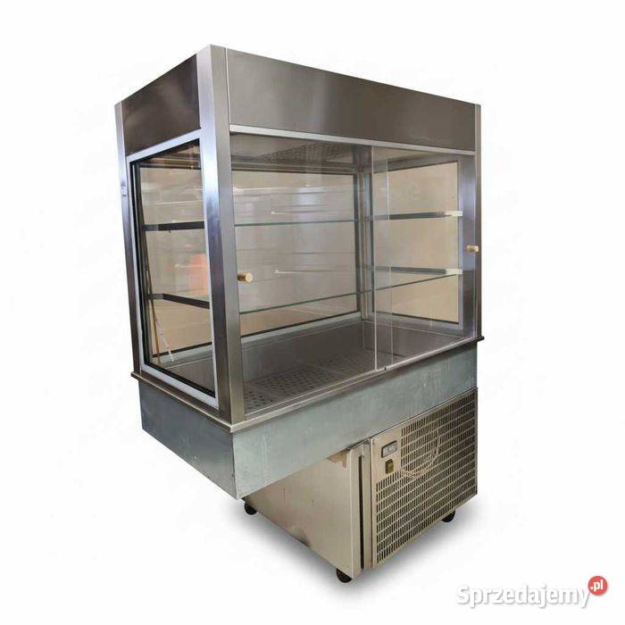 Witryna chłodnicza z wanną na 3 GN 11 118 Góra